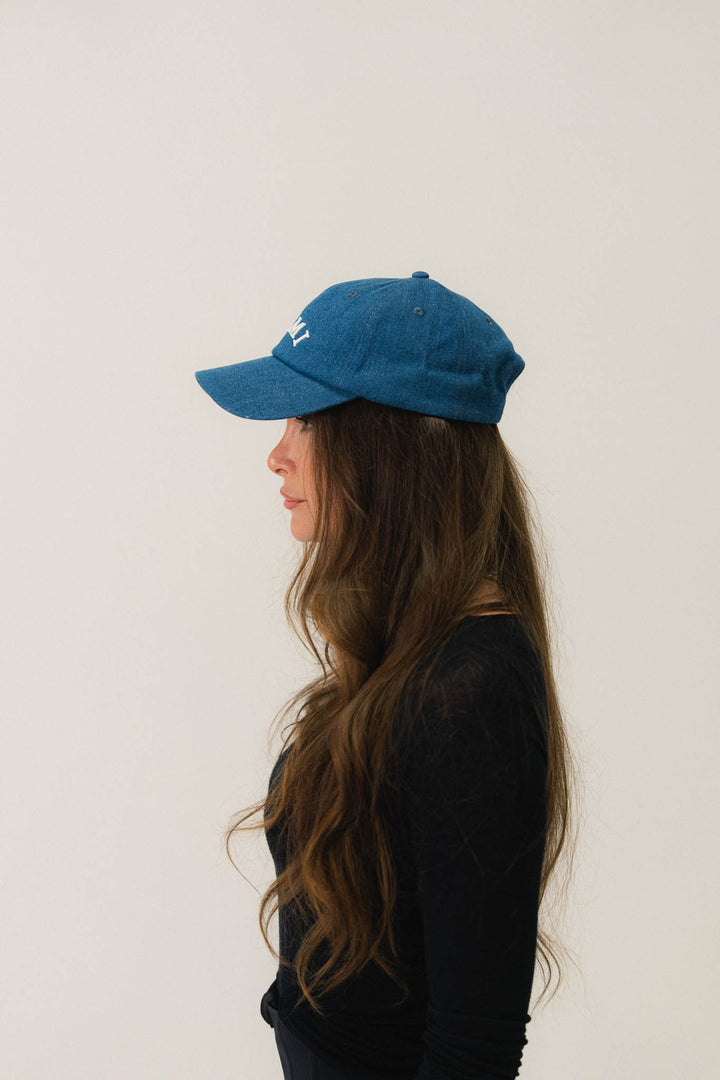 Casquette denim brodée signature